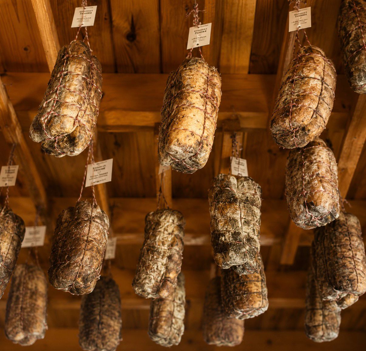 Lot de 2kgs de charcuterie artisanale de la Castagniccia